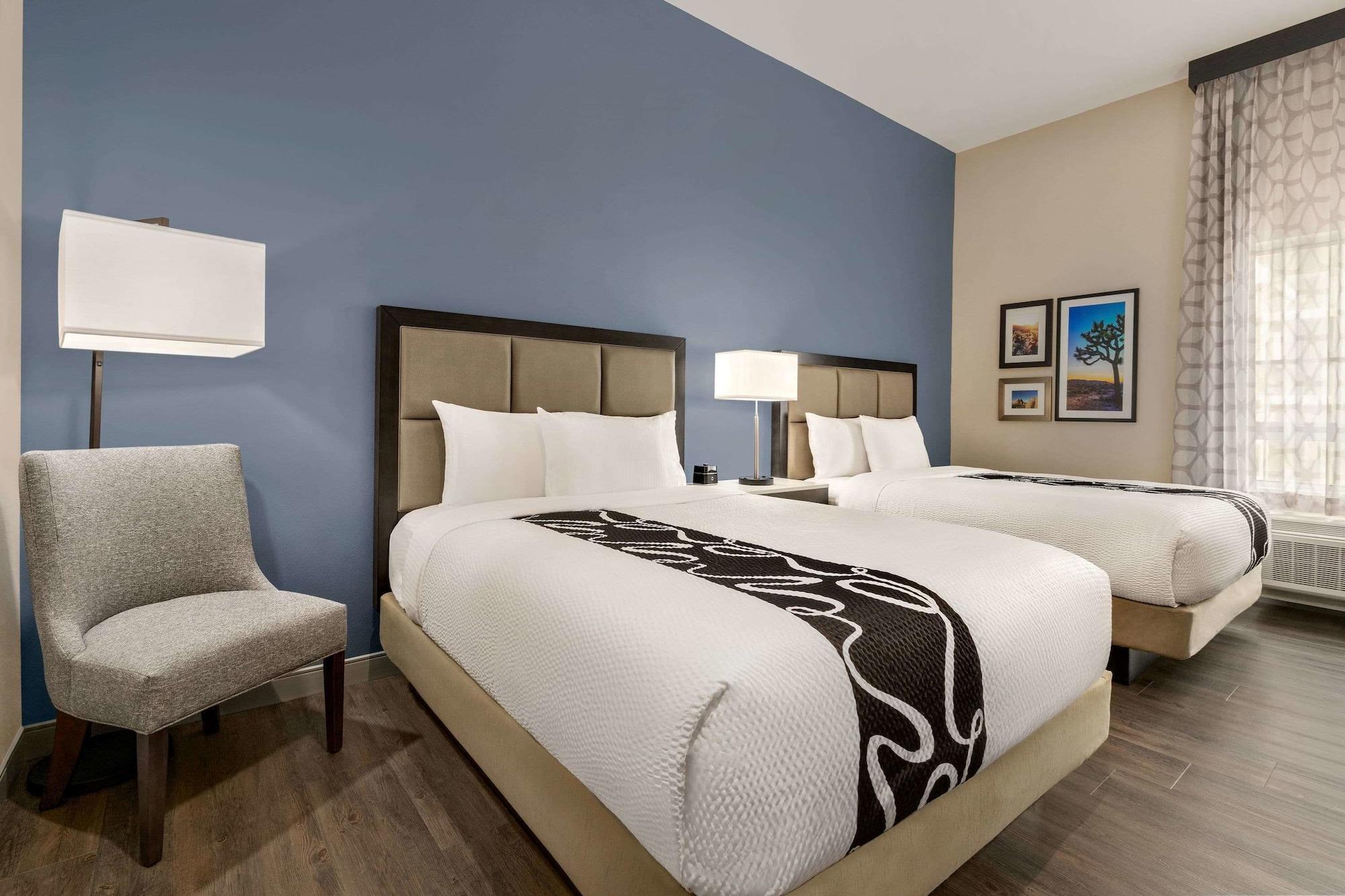 Super 8 by Wyndham San Bernardino Hotel Bagian luar foto