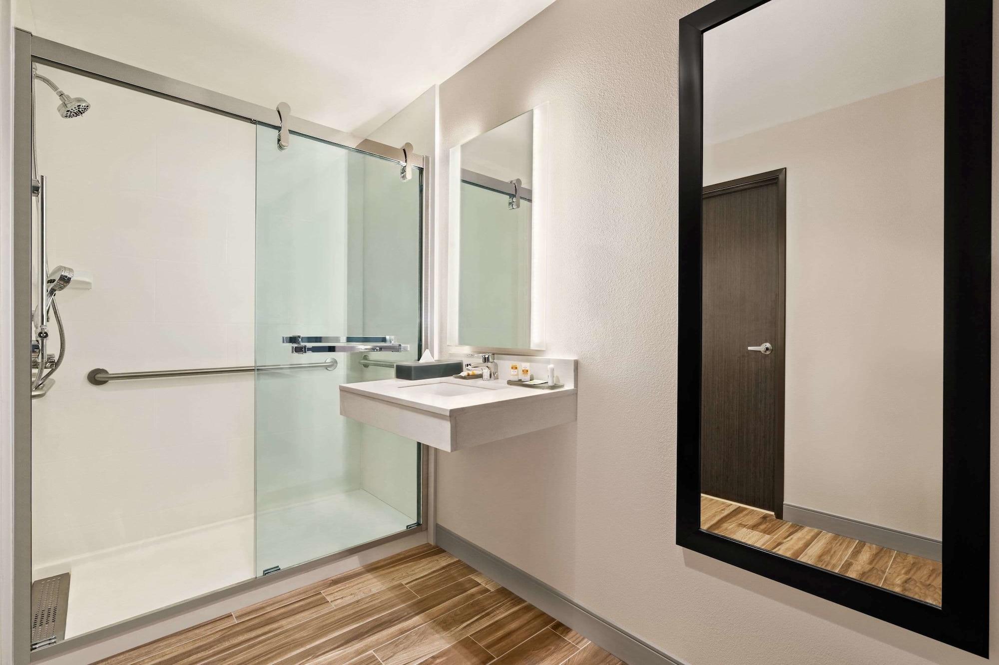 Super 8 by Wyndham San Bernardino Hotel Bagian luar foto